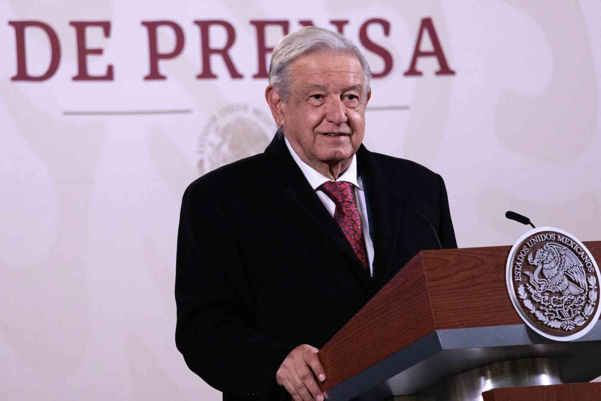 Andrés Manuel López Obrador, presidente Constitucional de los Estados Unidos Mexicanos en conferencia de prensa matutina en el Salón Tesorería de Palacio Nacional.