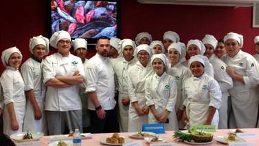 Alumnos de Conalep participan en seminario ofrecido por reconocido chef