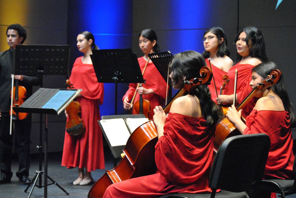 El Ensamble de Cuerdas “Paax Yakun”  se presentó en el Foro Experimental como parte de las actividades por el aniversario 11 del Ceart Tijuana.