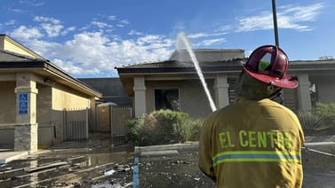 Incendio deja graves daños en clínica de planeación parental de El Centro