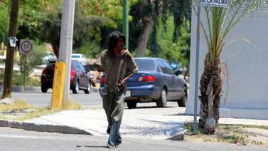 Problemas económicos y adicciones los llevan a vivir en las calles