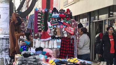 Comerciantes del Centro aprovechan época navideña