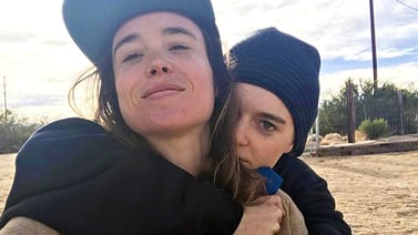 Ellen Page y Emma Portner se besan en topless como celebración por el orgullo gay