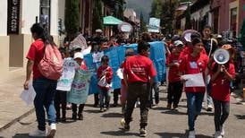 “¡México aguanta las niñas y niños trabajadores se levantan!” expresaron niños indígenas en marcha por el Día del Trabajo 