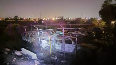 Buscan verificar estado en el que estaban patrullas incendiadas en Tijuana
