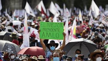 Mañanera de AMLO: Agradece López Obrador a simpatizantes que llegaron al Zócalo desde temprano