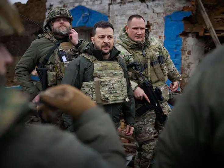 ¿Por qué Ucrania busca despedir al jefe de su Ejército con la invasión rusa de por medio?