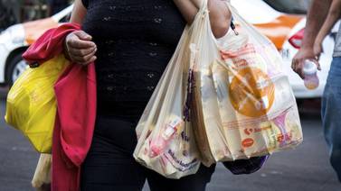 Siguen sin aplicar multas por uso de bolsas de plástico