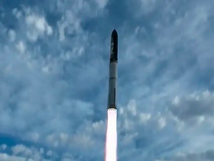 Gran cohete de SpaceX despega con éxito pero se “pierde” al regresar
