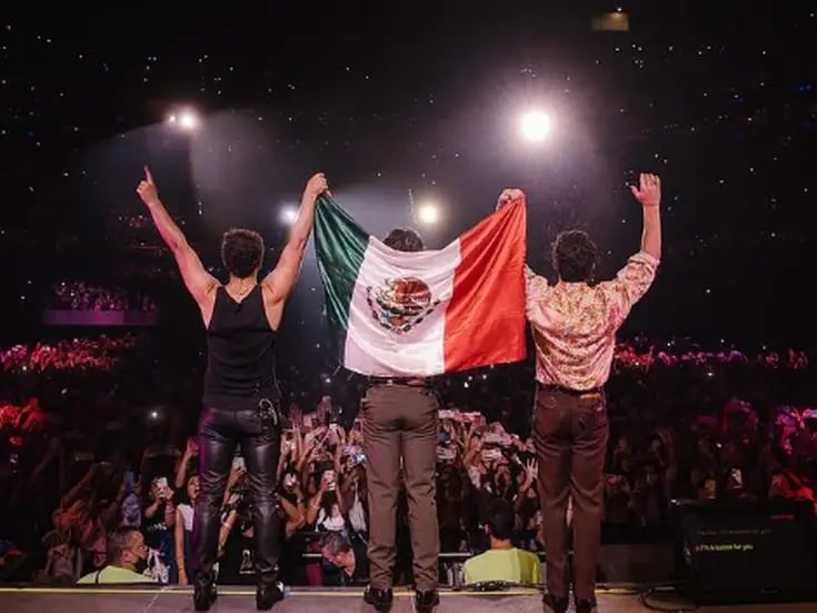 Jonas Brothers posponen fechas en México tras caso de Influenza