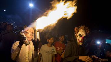 Carnaval de disfraces de terror toma calles de Masaya, en Nicaragua