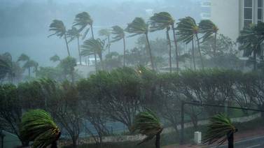 "Humberto" ya es huracán categoría 3; se dirige a Bermudas
