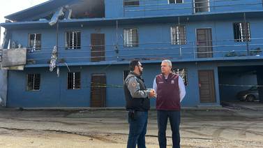 Inspeccionan departamentos afectados por explosión en Ensenada