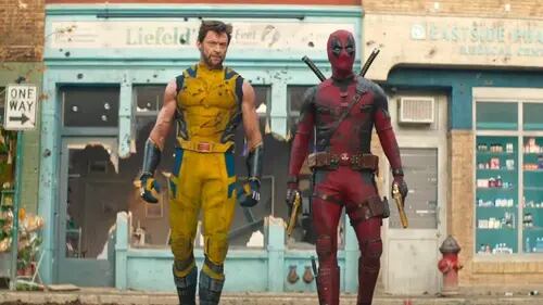 Ryan Reynolds llama “mentiroso y cobarde” a Hugh Jackman por regresar como “Wolverine” 