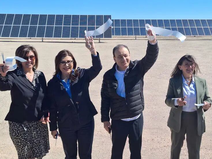 Inaugura gobernador parque solar Akin en Puerto Libertad
