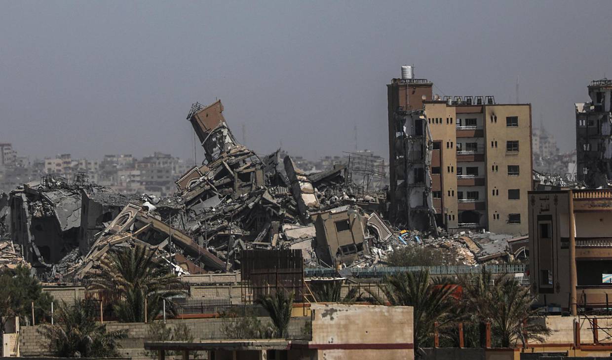 Imagen de la destrucción provocada en Gaza por los bombardeos israelíes. EFE/EPA/MOHAMMED SABER