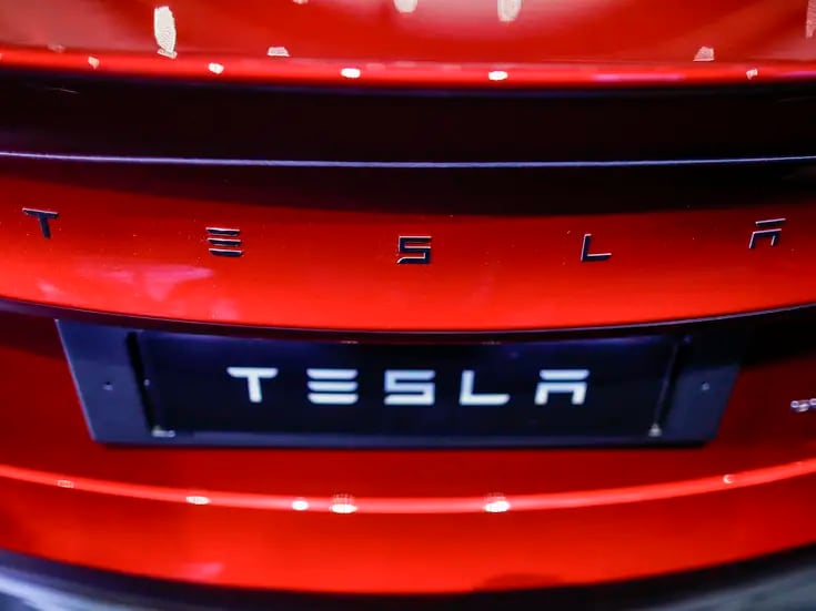Tesla invertirá más de 500 millones para crear nuevos cargadores de autos, anunció Musk