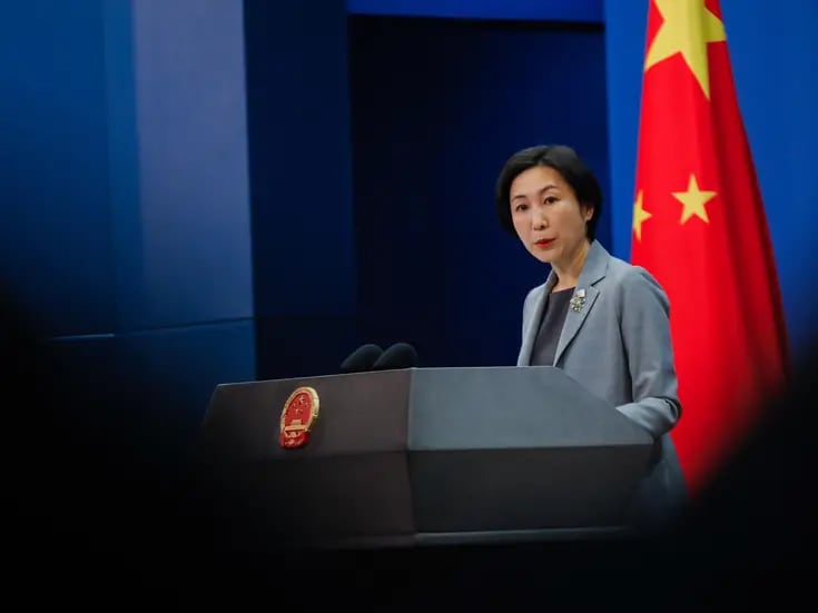 Pekín acusa a EU y Japón de "difamar y atacar a China" en su reunión en Washington