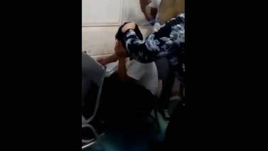 VIDEO: Acusan que maestra de escuela de Hermosillo cortó el cabello a alumno por traerlo largo