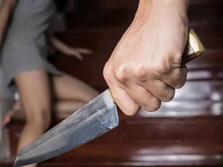 Hombre es arrestado por amenazar con cuchillo a su ex pareja en Urbi Villa Campestre, Hermosillo