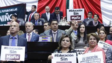 Demanda oposición suspender sesión donde se discuten leyes educativas