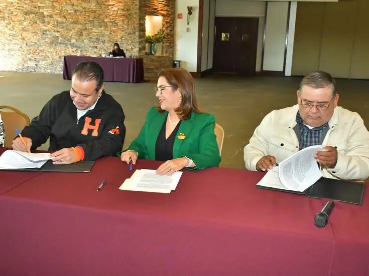 Firma Alcalde de Hermosillo como testigo en comodato de edificio a la Ammje