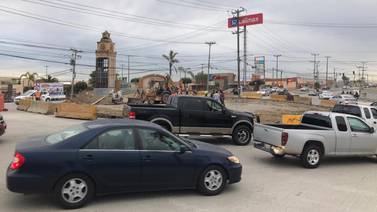 Vecinos de Santa Fe siguen padeciendo por obra vial aún sin terminar