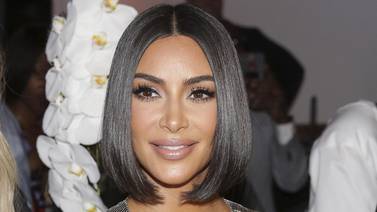 Van doce personas a juicio por robo de joyas de Kim Kardashian en París