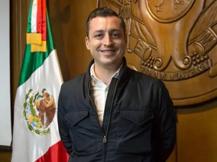 Luis Donaldo Colosio Riojas recibe licencia en Monterrey para contender por Senado