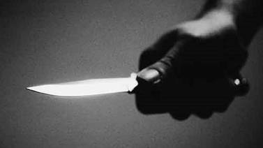 Ladrón lesiona con cuchillo a morador, pero lo capturan
