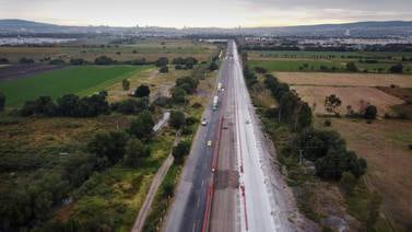 Cemex construye carreteras ecológicas