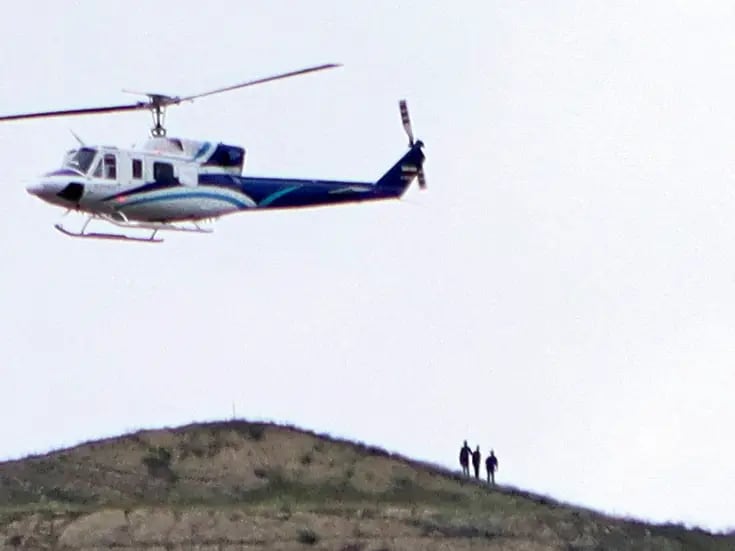 Se teme que presidente iraní Raisi haya muerto tras encontrar restos de helicóptero accidentado