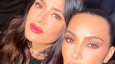 Salma Hayek expone divertidos detalles de su encuentro con Kim Kardashian