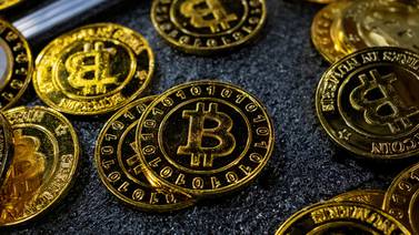ETFs de bitcoin registran pérdidas en sus primeras horas de operaciones en múltiples empresas
