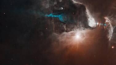 Una estrella proyecta espectáculo de luz cósmica captado por Hubble
