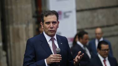 Lorenzo Córdova denuncia presunta campaña de desprestigio contra el INE