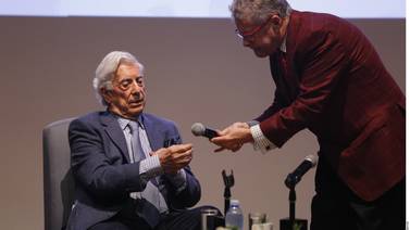 Mario Vargas Llosa: Reviven en Twitter su apoyo a candidatos de extrema derecha que pierden elecciones