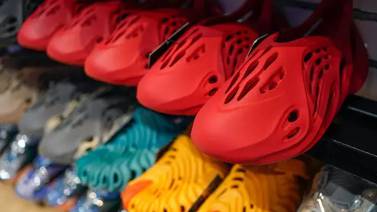 Adidas recibió 508 millones de euros en ´Yeezys´sin vender