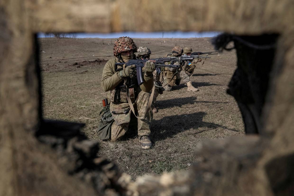 FOTO DE ARCHIVO: Militares ucranianos de la 79 brigada participan en un entrenamiento, en medio del ataque de Rusia a Ucrania, en la región de Donetsk, Ucrania. 4 de marzo de 2024. REUTERS/Oleksandr Ratushniak/Archivo