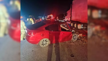 Hombre pierde la vida tras choque contra caja de tráiler en la carretera Hermosillo-Nogales
