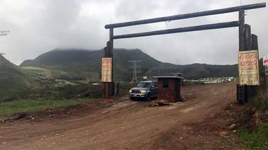 Advierten por riesgo para senderistas en cerro de El Coronel en Rosarito