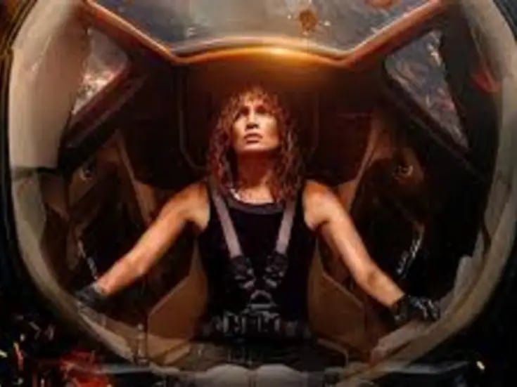 Jennifer Lopez estrena nueva cinta ‘Atlas’ en Netflix
