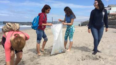 Juntan 2 tons. de desechos en la playa