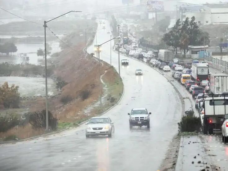 Lluvias en Tijuana: IMOS llama a reducir al máximo posible la movilidad
