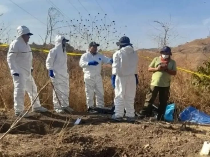 Madres Buscadoras de Guanajuato encuentran restos humanos en fosa clandestina
