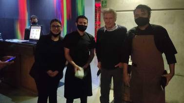 Disfruta Harrison Ford de la gastronomía mexicana en restaurante de Tijuana