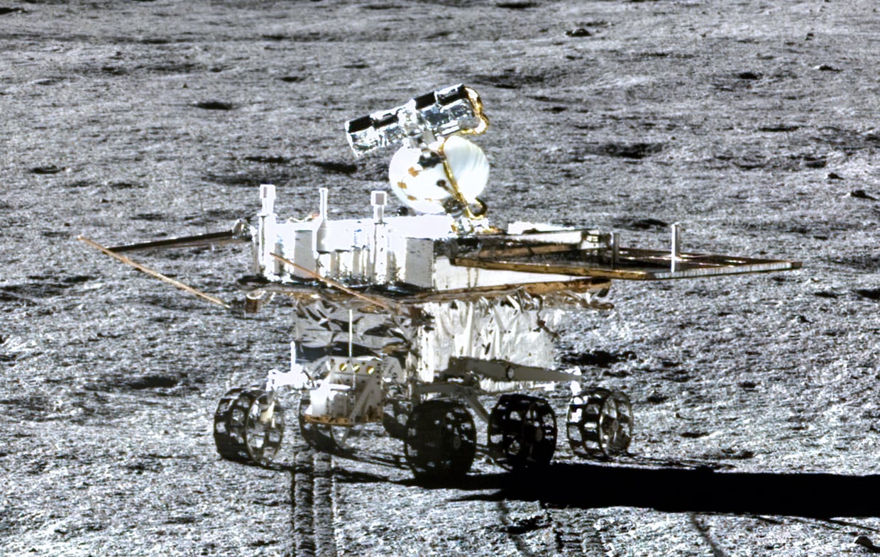 Yutu-2, el primer rover desplegado en el lado oscuro de la Luna, en la misión Chang'e 4