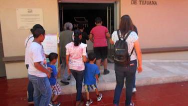 Residentes de colonia Morelos recorrieron el antiguo Palacio Municipal