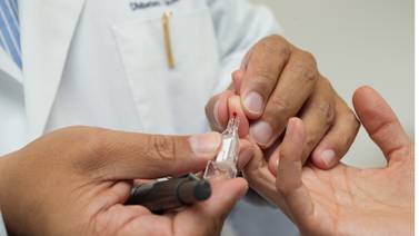 Crean mexicanos método para controlar glucosa y detectar a tiempo daño renal