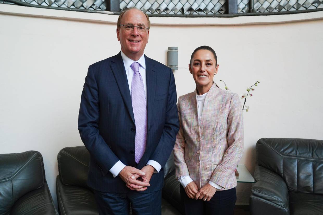 Claudia Sheinbaum se reunió con Larry Fink presidente de de BlackRock, la empresa de gestión de activos más grande del mundo.